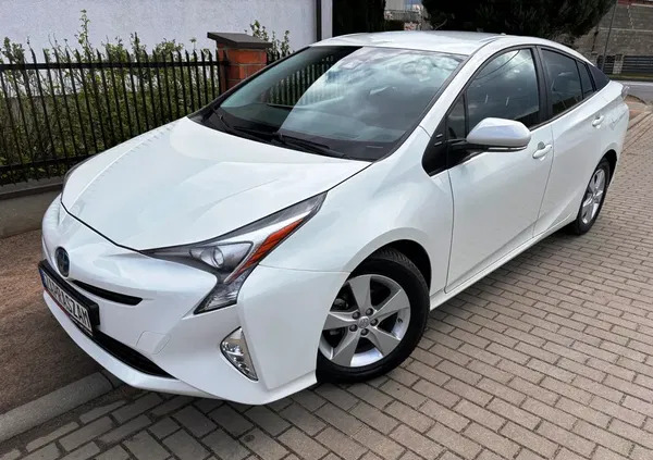 samochody osobowe Toyota Prius cena 89900 przebieg: 6340, rok produkcji 2017 z Ząbki